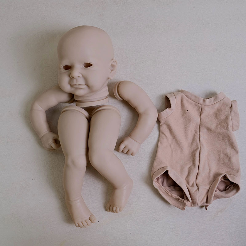 طقم دمية ريبورن جديدة مقاس 19  - مراجعة Zoe Baby Products وسعره